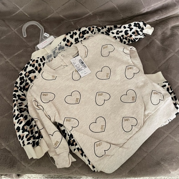 NWT 4pc Set 6-9 Months Baby Girl Leopard & Neutral Set -The Children’s Place - Picture 1 of 4